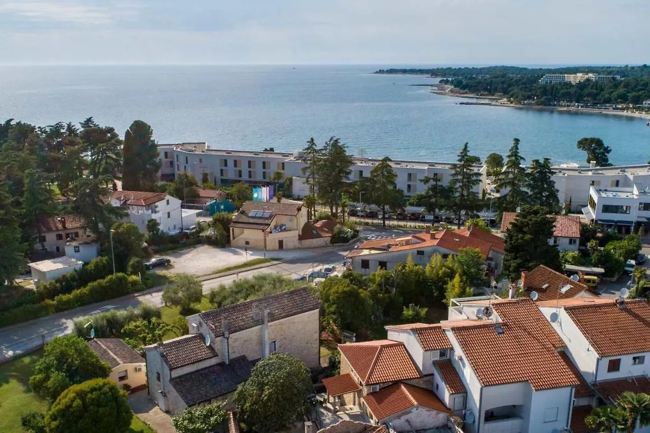 Paris Apartment Porec