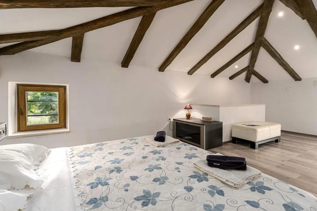 Paris Apartment Porec Croatia