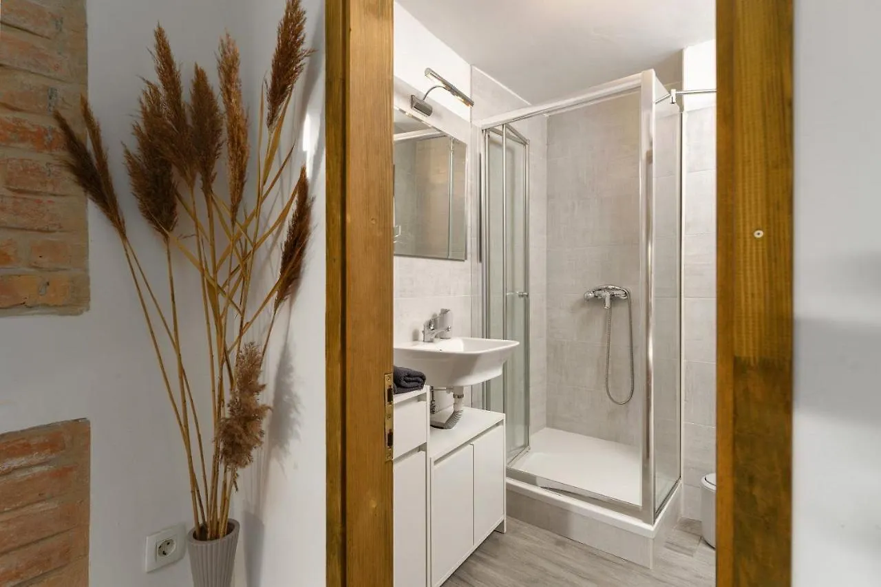 Paris Apartment Porec Croatia