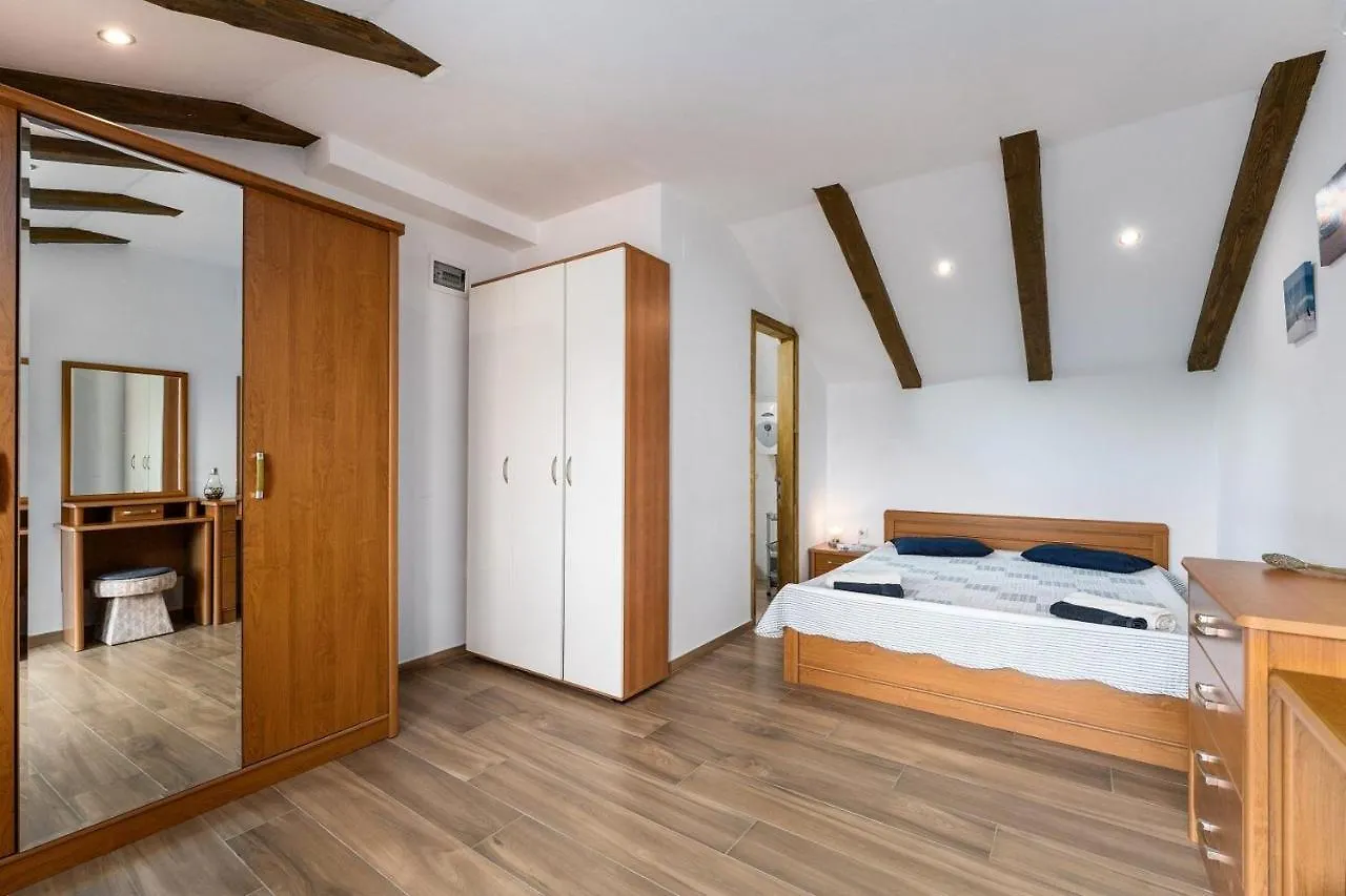 Paris Apartment Porec 0*,  Croatia